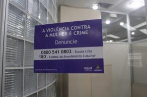 SINE/FGTAS coloca placa informativa de denúncias contra a violência doméstica