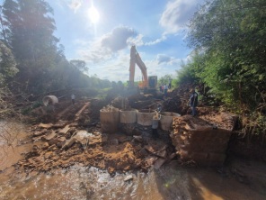 INTERIOR > Ponte no Rincão dos Mendes está sendo reconstruída