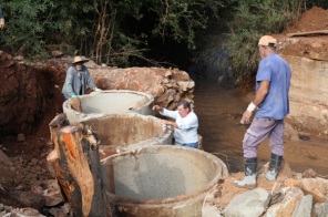 INTERIOR > Ponte no Rincão dos Mendes está sendo reconstruída