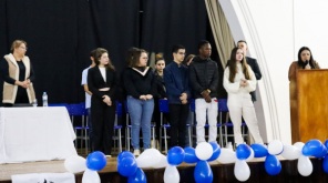 Retorno Triunfal>Grêmio Estudantil Luz Nas Trevas é Formalizado no Annes Dias