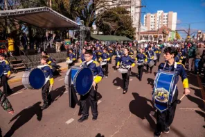 Milhares de pessoas acompanham Desfile de 7 de Setembro em Cruz Alta