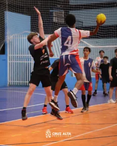 Santíssima Trindade vence nas quatro categorias do handebol no JEM 2026