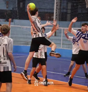 Santíssima Trindade vence nas quatro categorias do handebol no JEM 2026