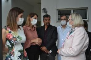 Secretária da Saúde, Arita Bergmann, visita Hospital São Vicente de Paulo