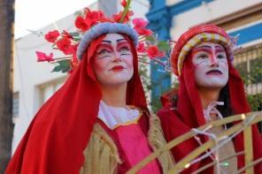 Descida da Pinheiro , o desfile de Natal, encanta na sua primeira apresentação