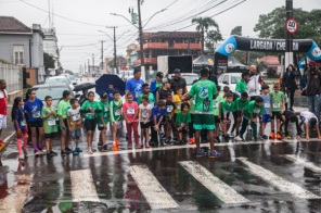 COM CHUVA> 4ª Rustica Lutimar Paes reune mais de 200 atletas no sábado