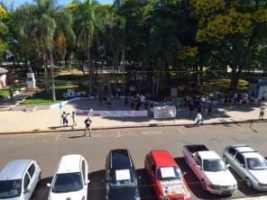 Cruz-Altenses se reuniram pedindo UTI Pediátrica na tarde do domingo