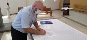 Padre Aldecir Corazza assumiu como administrador da  Paróquia de Fátima