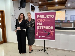 CAO na Estrada leva capacitação sobre proteção à mulher do MPRS a Cruz Alta