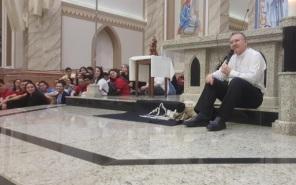 AQUECE O CORAÇÃO: Linda imagem na Catedral no último sábado em Cruz Alta