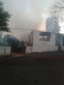 Incêndio de grandes proporções na manhã deste domingo no bairro São José