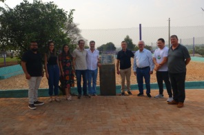 No domingo foi inaugurada a revitalização da Praça da Santa Terezinha 2