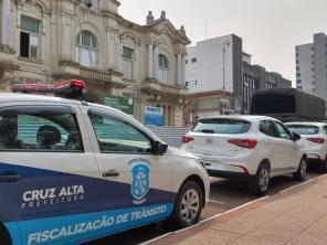 Nova frota para a saúde e Departamento de Trânsito foi entregue hoje