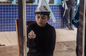 Escola 18 de Agosto promove exposição de arte com releituras e quadro vivo