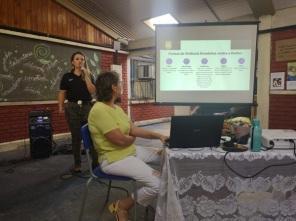 Alunos do Hildebrando recebem palestra da DEAM sobre violência contra a mulher