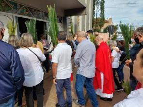 Cristãos celebram o Domingo de Ramos em Cruz Alta