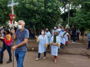 Cristãos celebram o Domingo de Ramos em Cruz Alta