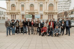 Prefeitura de Cruz Alta entrega novos veículos para duas secretarias