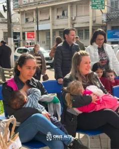 11º Mamaço Cruz-altense reúne comunidade em defesa da amamentação