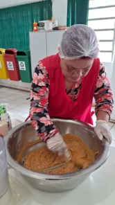 COZINHA PRODUTIVA> 12 Participantes realizaram atividades no CRAS Sol 