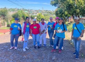 SENSIBILIZAÇÃO AMBIENTAL> Equipes da Cooperativa Unicca estiveram em bairros 