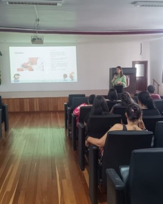 NOVOS PROFISSIONAIS> Dia de capacitações na rede municipal de ensino 
