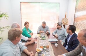 Prefeita Dra. Paula marca presença na abertura da Expodireto Cotrijal 2025