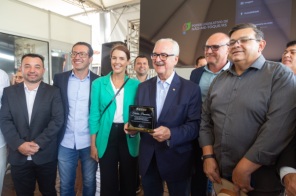 Prefeita Dra. Paula marca presença na abertura da Expodireto Cotrijal 2025