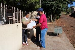 Entregas de cesta básicas continuam sendo realizadas em Cruz Alta