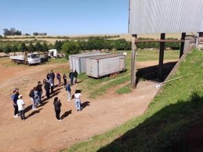 Alunos da Escola Pacífico Dias da Fonseca acompanham trabalho da UNICCA