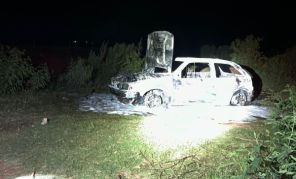 Incêndio destrói veículo na rodovia entre Cruz Alta e Benjamin Nott