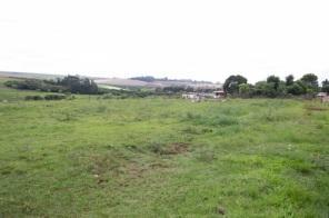 Secretário de Cidadania vistoria área destinada à construção de moradias