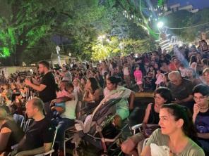 Espetáculo Teatral La Sacra Alegria encanta público na noite do sábado