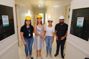 Prefeita Paula acompanha andamento das obras de reforma da UPA em Cruz Alta