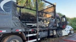 BR-392: Motorista morre após colisão entre caminhão e carro em Cerro Largo