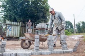 Iniciam Obras de Pavimentação com Blocos Intertravados na Volta da Pera