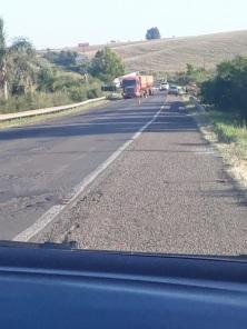 Acidente na BR 158 envolve dois caminhões nesta manhã de sexta-feira