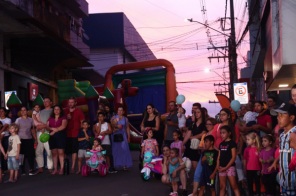UM ENCANTO DE NATAL> Natal da João Manoel encanta e reúne grande público