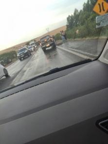 Acidente entre trator, carro e carreta na RSC 377 