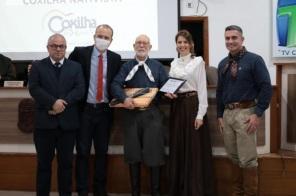 Sessão solene da Câmara de Vereadores homenageou os 42 anos da Coxilha