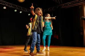 Premiação do Festeatro valoriza a arte das escolas de Cruz Alta