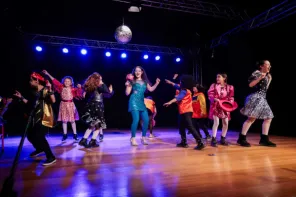 Premiação do Festeatro valoriza a arte das escolas de Cruz Alta