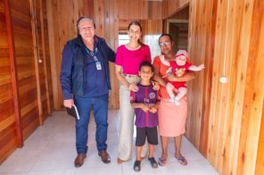 Mais uma família realiza o sonho da casa própria no bairro Santa Terezinha II