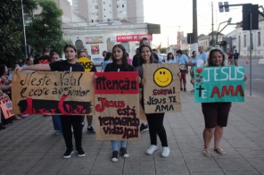 4ª Marcha para Jesus reúne centenas de fiéis em Cruz Alta