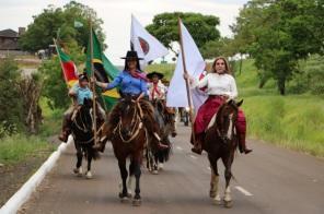 Cavalgada comemorativa dos 200 anos de Cruz Alta foi no sábado