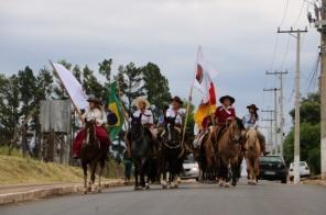 Cavalgada comemorativa dos 200 anos de Cruz Alta foi no sábado