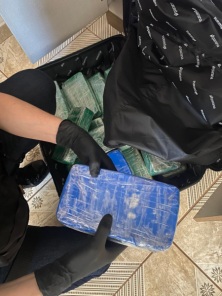 CRUZ ALTA>Polícia Civil Apreende 16,5 kg de Crack e Munições Durante Operação 