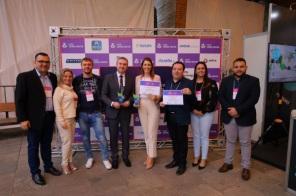Dra. Paula recebe Prêmio Prefeita Inovadora 2023