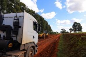 Prefeitura Municipal intensificou recuperação nas estradas do interior 
