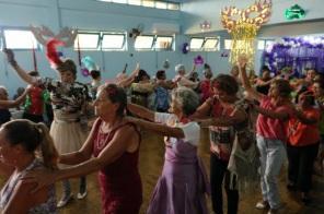 Carnaval do Centro de Convivência do Idoso agitou a tarde da quarta-feira 